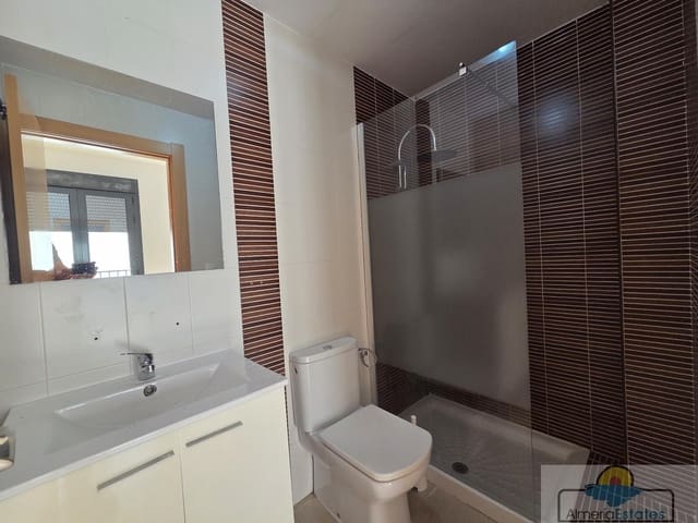 3 slaapkamer Flat te koop in Albox - € 98.000 (Ref: 9858145)