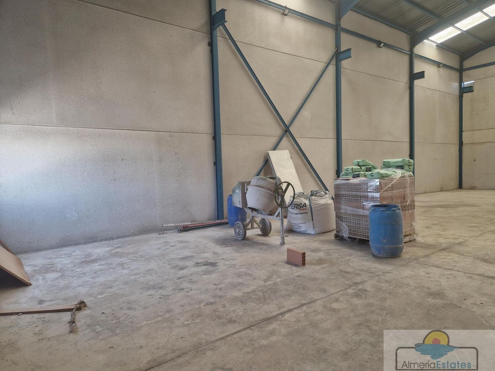 1 soveværelse Erhverv til leje i Cantoria - € 800 (Ref: 9936644)
