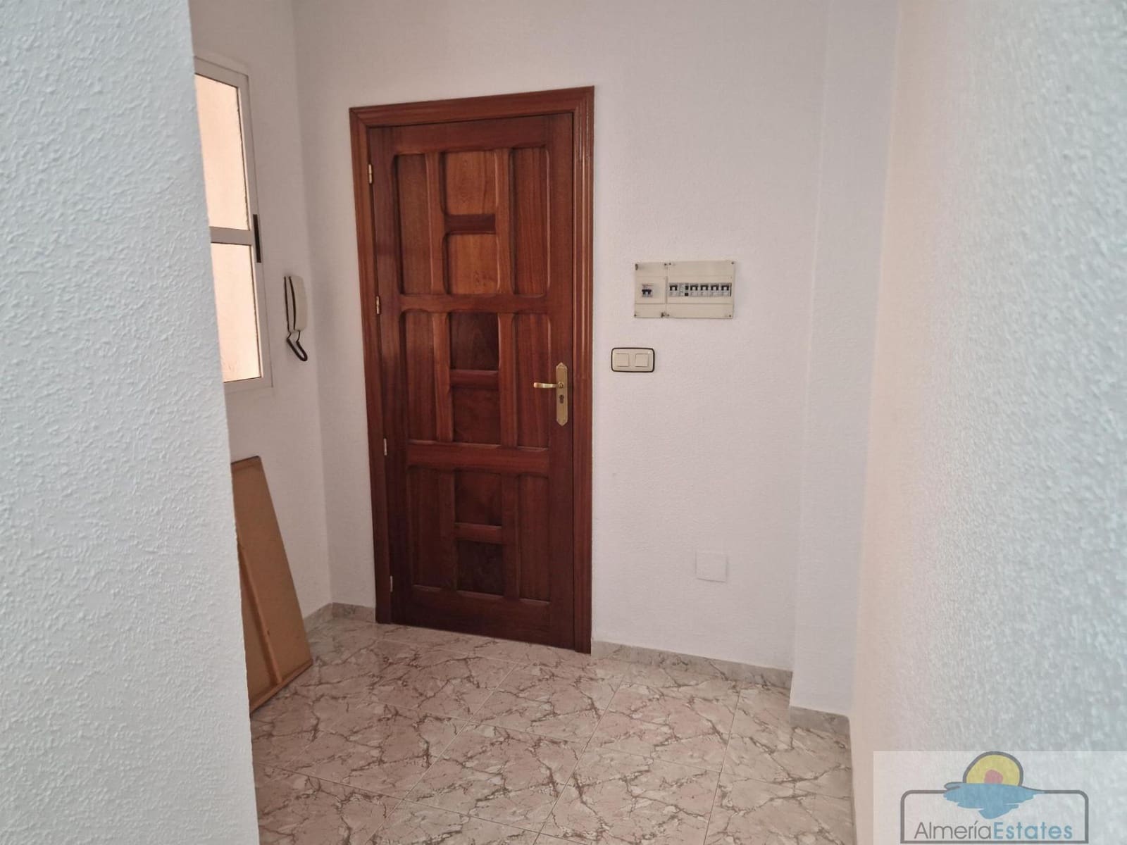 4 bedroom Flat for sale in Albox - € 120,000 (Ref: 9998949)