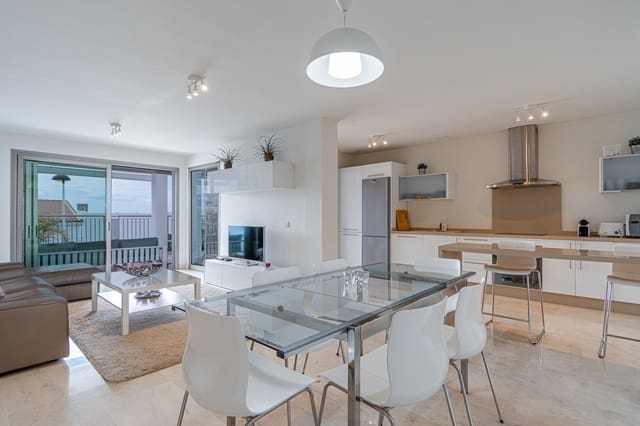 2 soverom Leilighet til salgs i Playa de la Caleta, Güímar med svømmebasseng garasje - € 1 150 (Ref: 5166882)