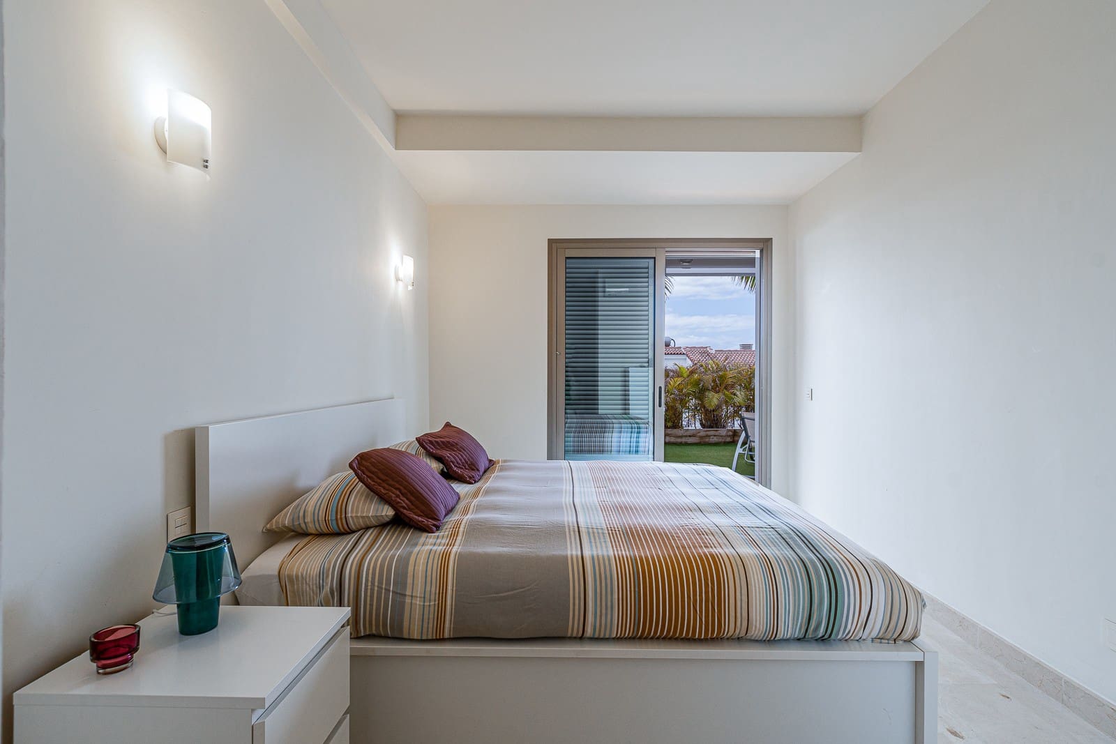   2 soveværelse   ferieLejlighed i Playa de la Caleta   med   swimmingpool  garage  - € 1.150 (Ref: 5166882)