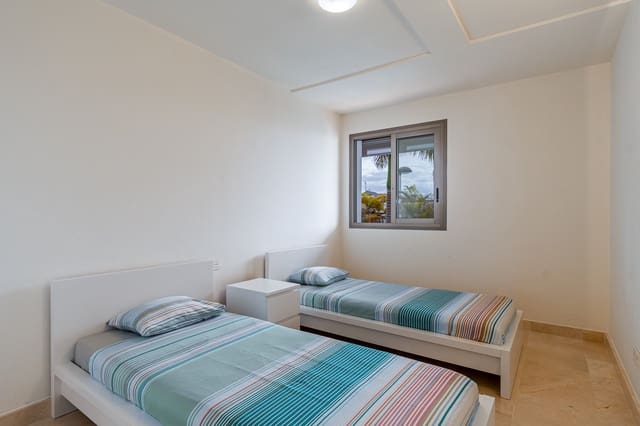 2 soverom Leilighet til salgs i Playa de la Caleta, Güímar med svømmebasseng garasje - € 1 150 (Ref: 5166882)