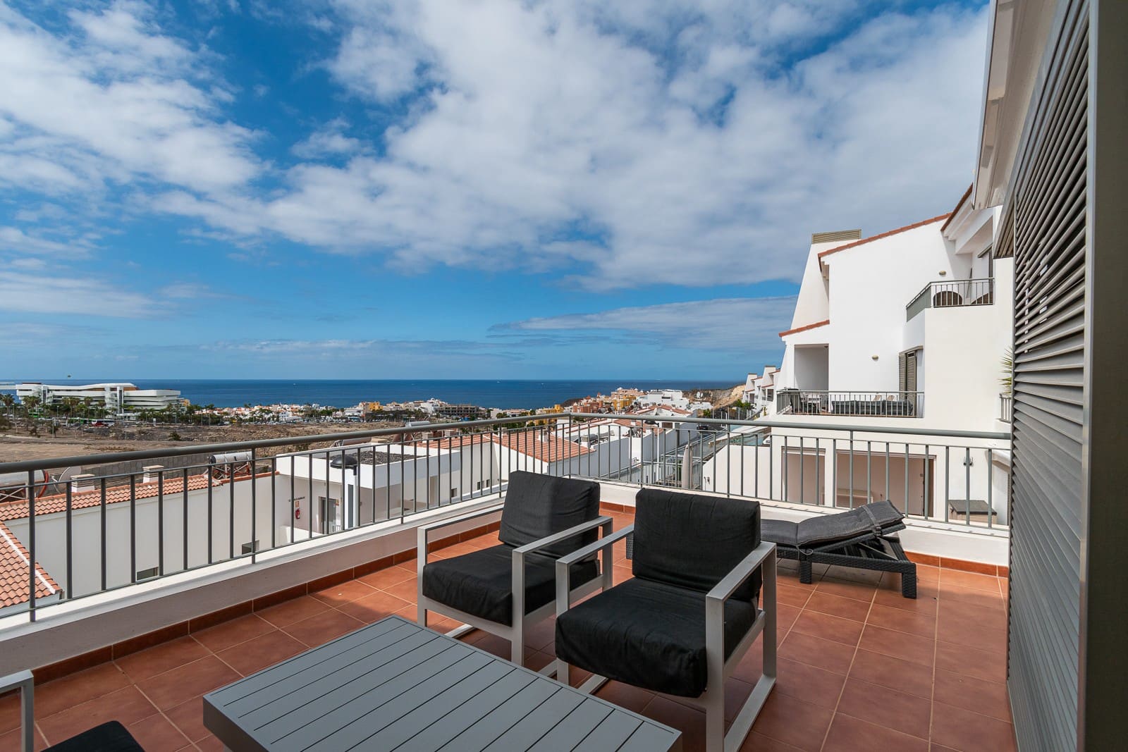   2 soveværelse   ferieLejlighed i Playa de la Caleta   med   swimmingpool  garage  - € 1.150 (Ref: 5166882)