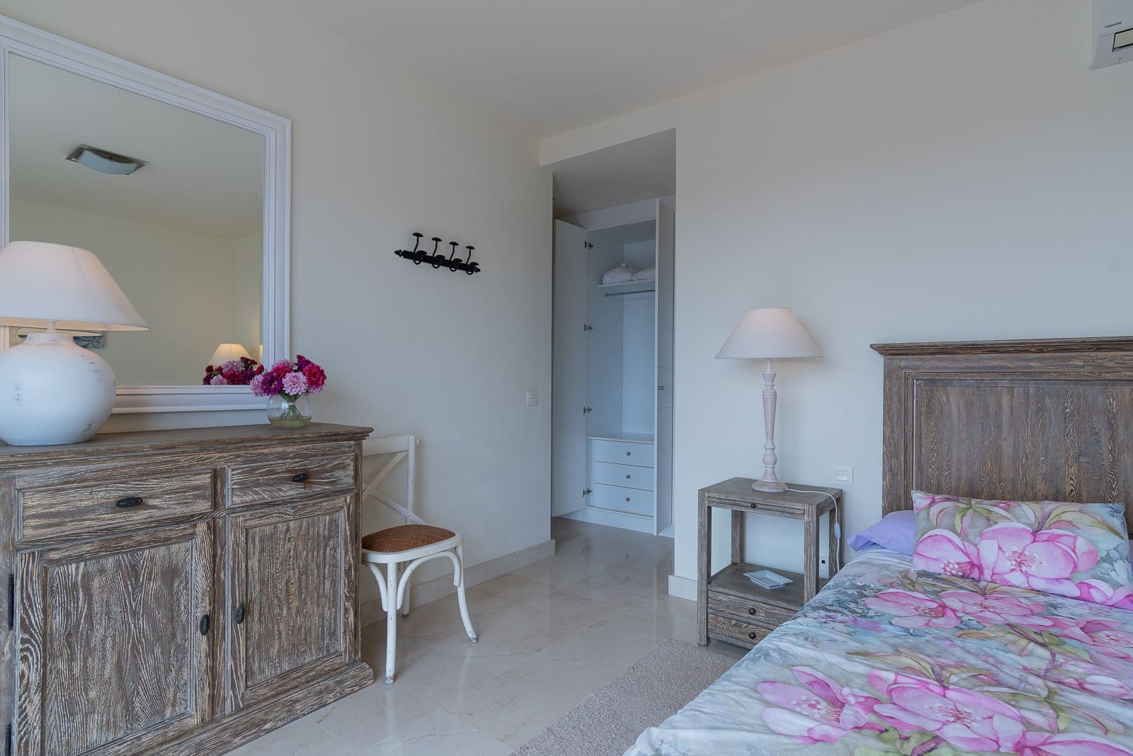   2 soveværelse   ferieLejlighed i Playa de la Caleta   med   swimmingpool  garage  - € 1.150 (Ref: 5166882)