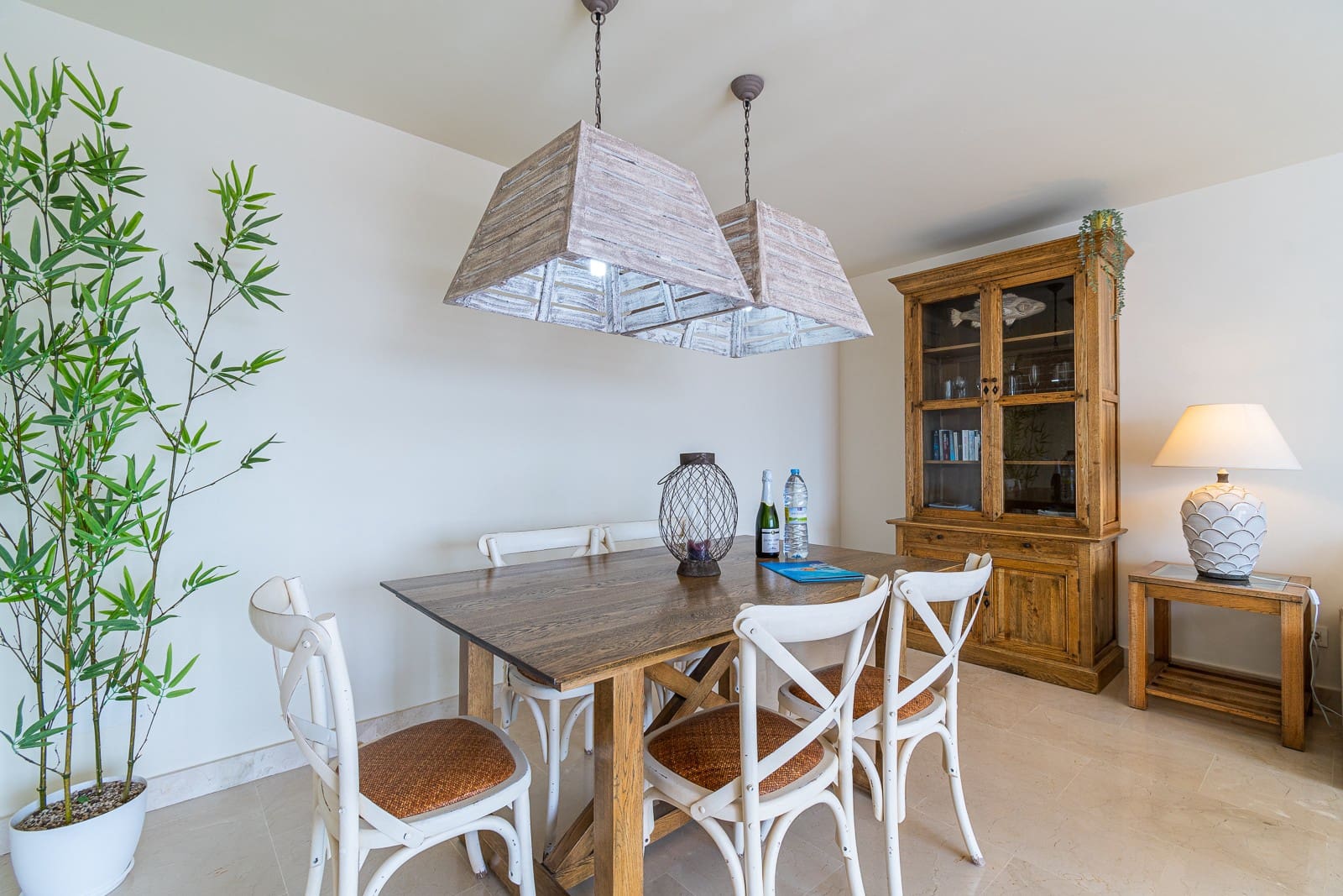   2 soveværelse   ferieLejlighed i Playa de la Caleta   med   swimmingpool  garage  - € 1.150 (Ref: 5166882)