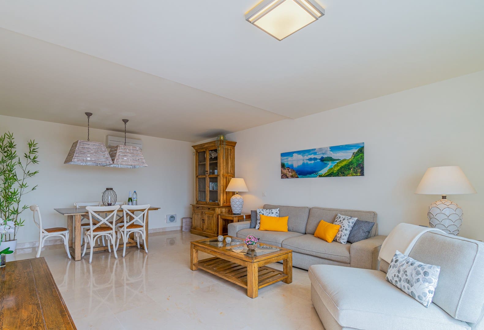   2 soveværelse   ferieLejlighed i Playa de la Caleta   med   swimmingpool  garage  - € 1.150 (Ref: 5166882)