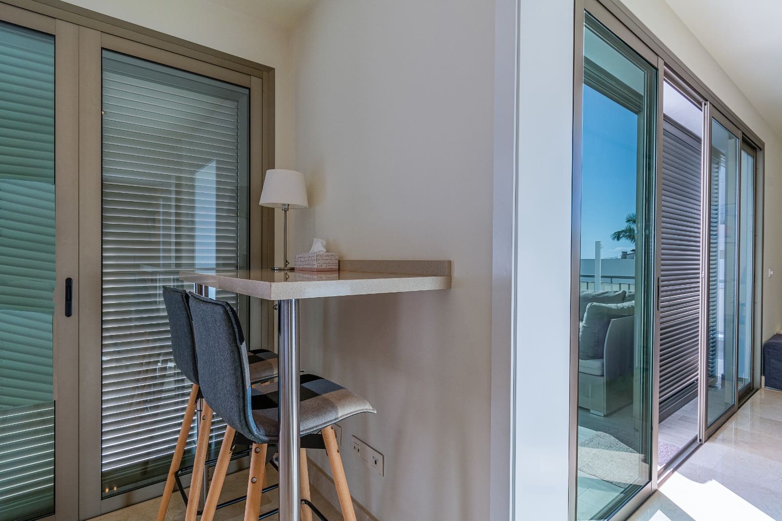   2 soveværelse   ferieLejlighed i Playa de la Caleta   med   swimmingpool  garage  - € 1.150 (Ref: 5166882)