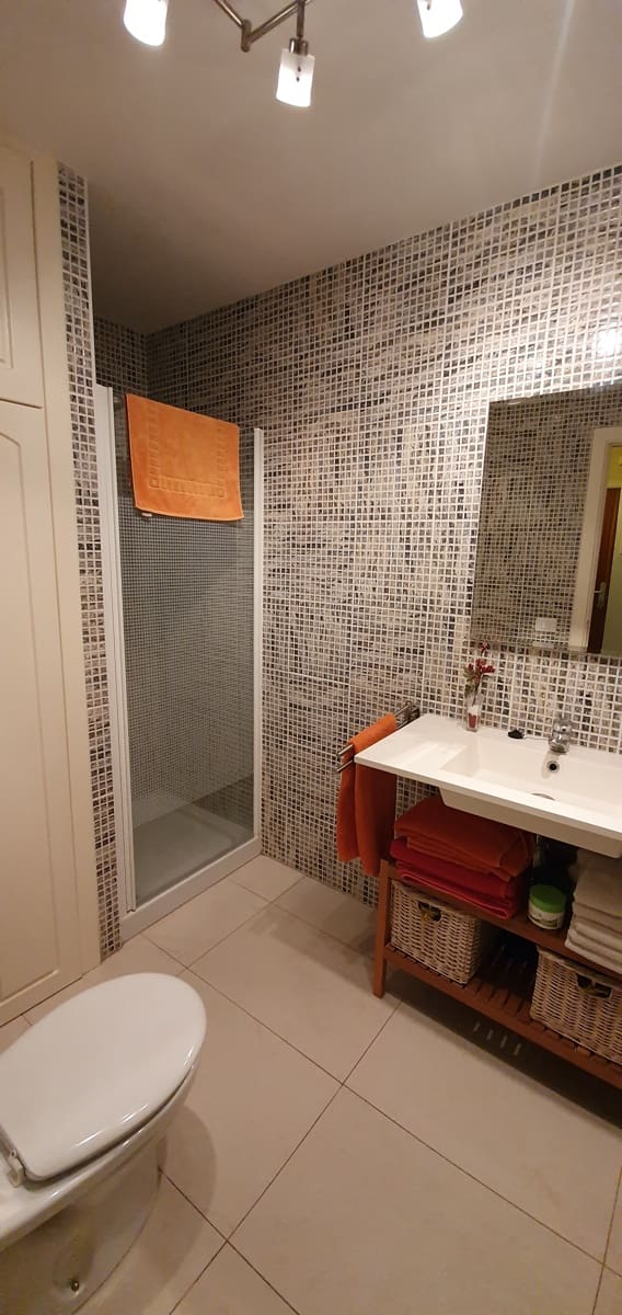 1 soveværelse Lejlighed til leje i Los Cristianos med swimmingpool - € 1.550 (Ref: 6472108)