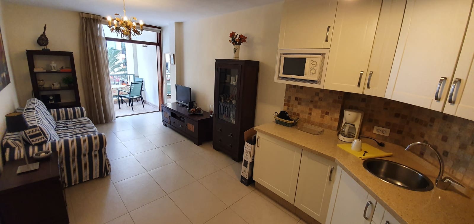 1 soveværelse Lejlighed til leje i Los Cristianos med swimmingpool - € 1.550 (Ref: 6472108)