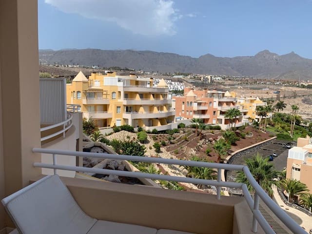   2 soveværelse   ferieLejlighed i La Caleta Adeje, Adeje med   swimmingpool  garage  - € 1.150 (Ref: 7039561)