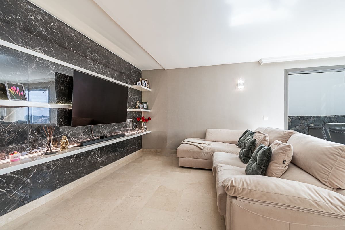 2 sypialnia Apartament na sprzedaż w La Caleta Adeje z basenem garażem - 949 000 € (Ref: 7722059)