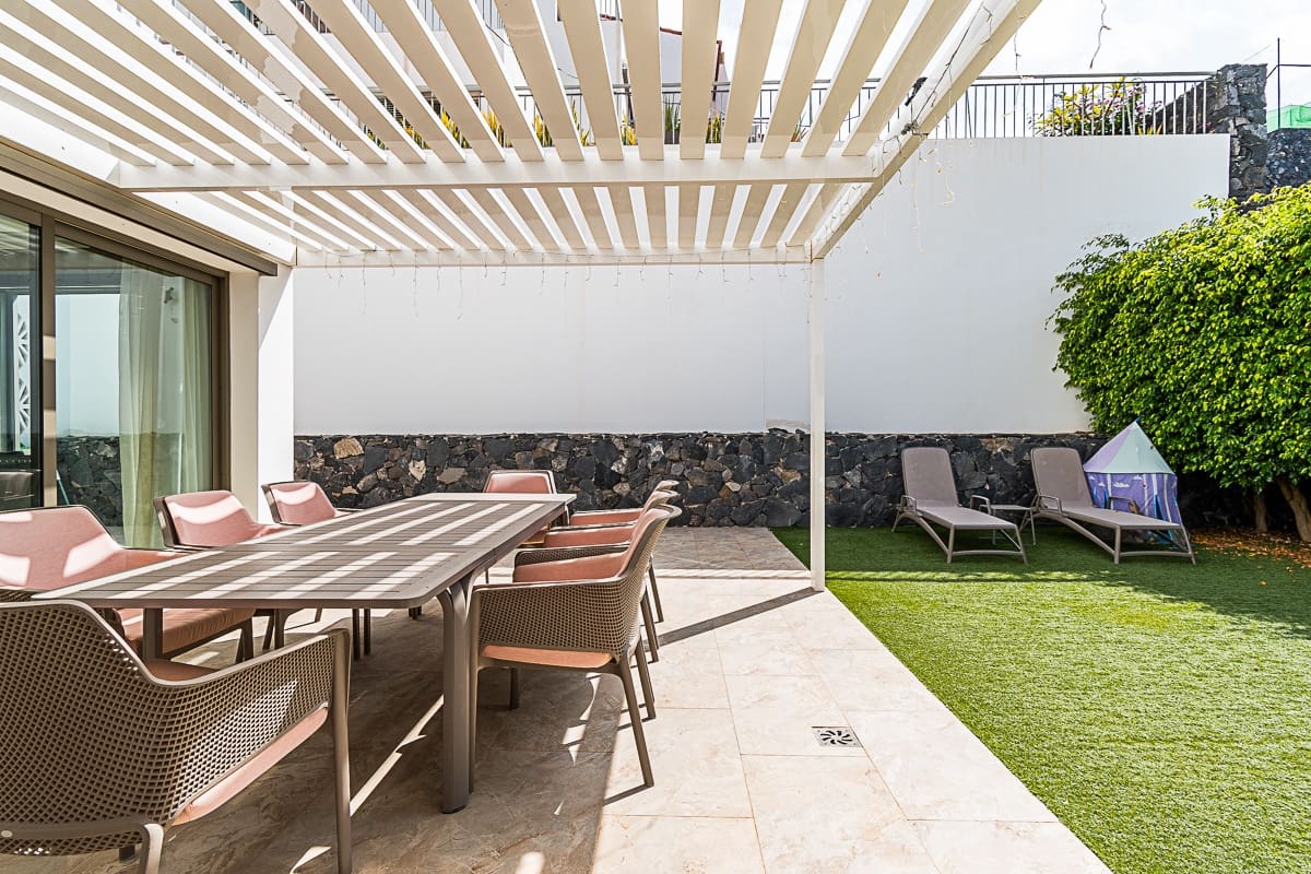 2 sypialnia Apartament na sprzedaż w La Caleta Adeje z basenem garażem - 949 000 € (Ref: 7722059)