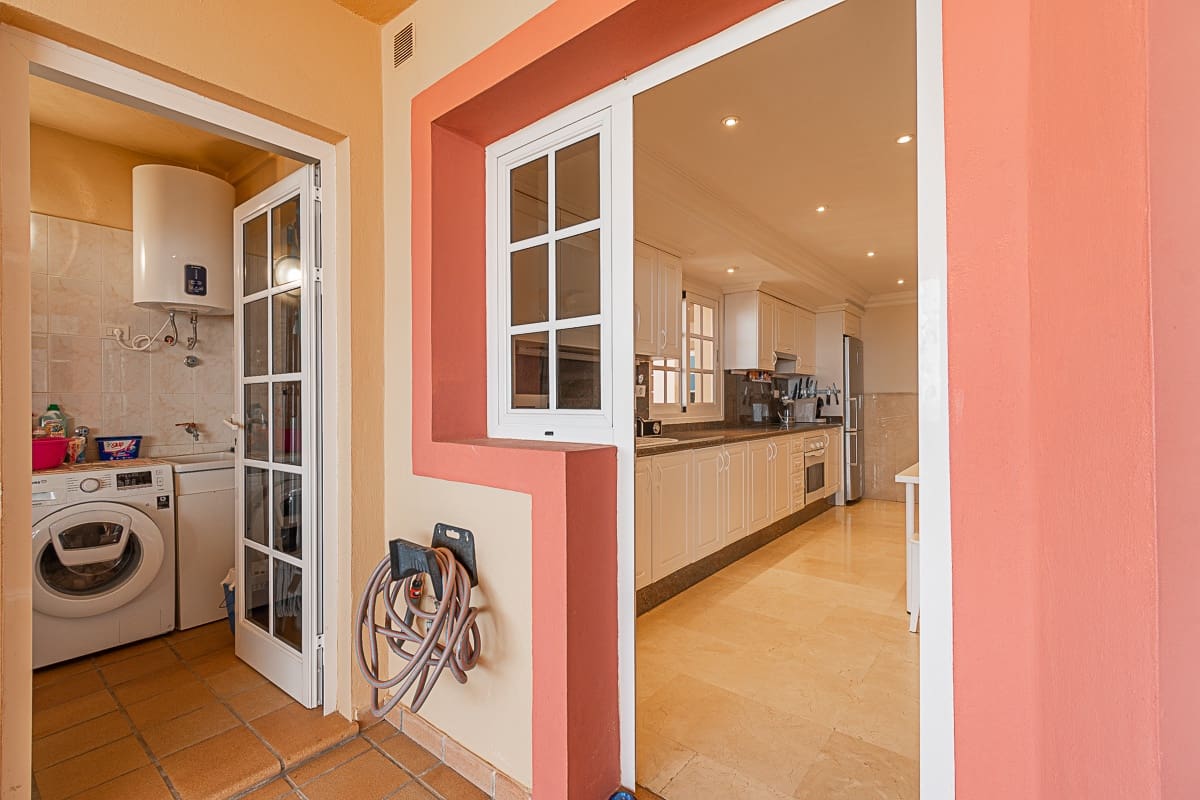 2 Zimmer Wohnung zu vermieten in Costa Adeje mit Pool Garage - 2.930 € (Ref: 7770395)