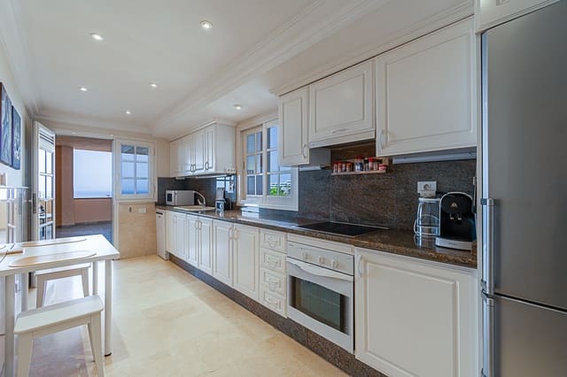 2 bedroom Flat for rent in Costa Adeje, Adeje with pool garage - € 2,930 (Ref: 7770395)