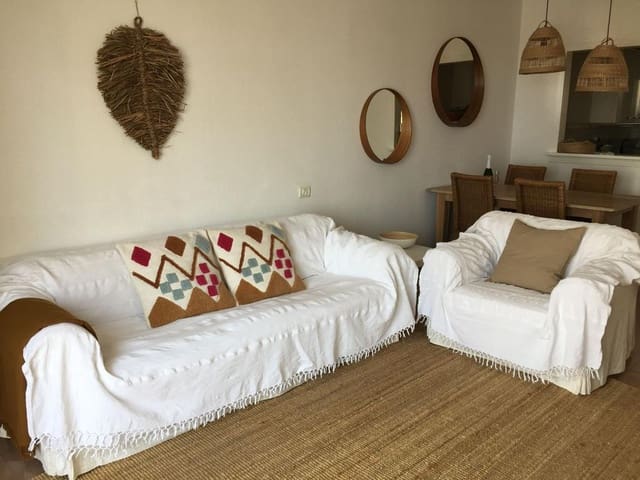 2 slaapkamer Appartement te huur in Costa Adeje, Adeje met zwembad - € 2.750 (Ref: 7770428)