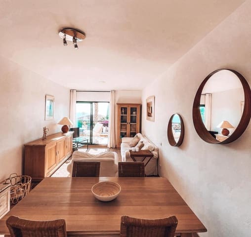 2 slaapkamer Appartement te huur in Costa Adeje, Adeje met zwembad - € 2.750 (Ref: 7770428)