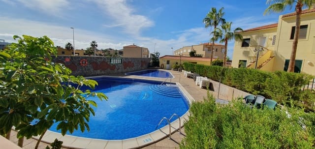 2 slaapkamer Appartement te huur in Costa Adeje, Adeje met zwembad - € 2.750 (Ref: 7770428)