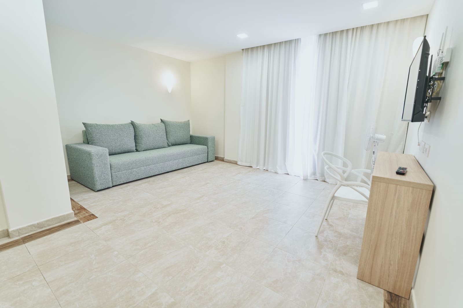 2 bedroom Apartment for rent in PalmMar, Arona with pool garage €