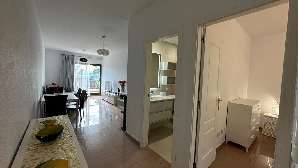 1 soverom Leilighet til leie i Costa Adeje med svømmebasseng garasje - € 1 600 (Ref: 7993576)