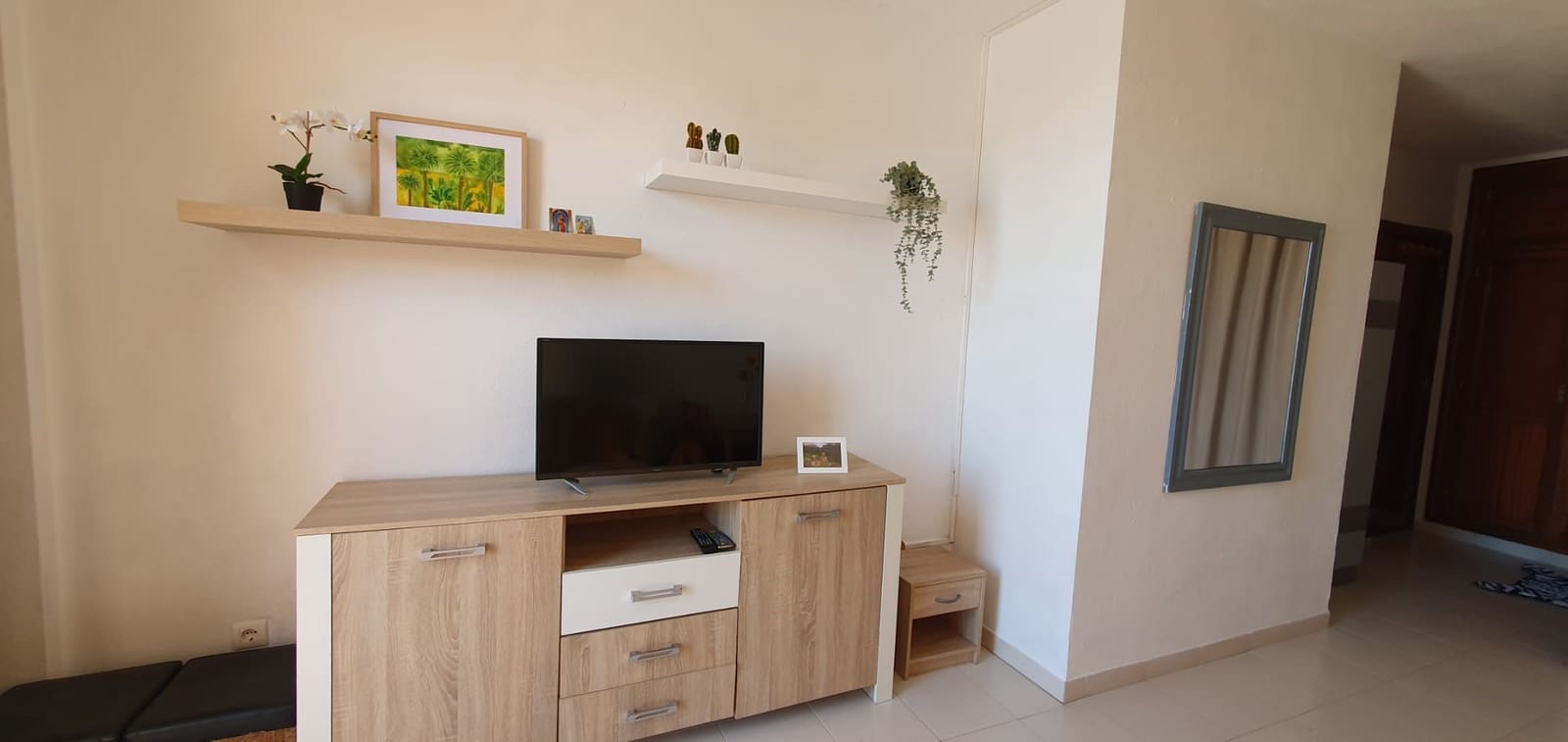 Apartment for rent in Costa Adeje with pool - € 900 (Ref: 8431382)