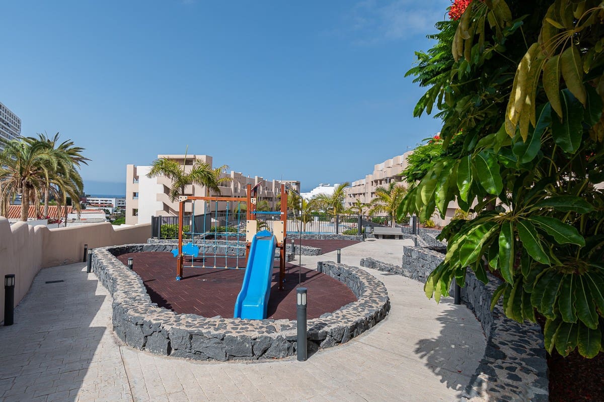 2 slaapkamer Appartement te huur in Playa Paraiso met zwembad garage - € 1.700 (Ref: 9352877)