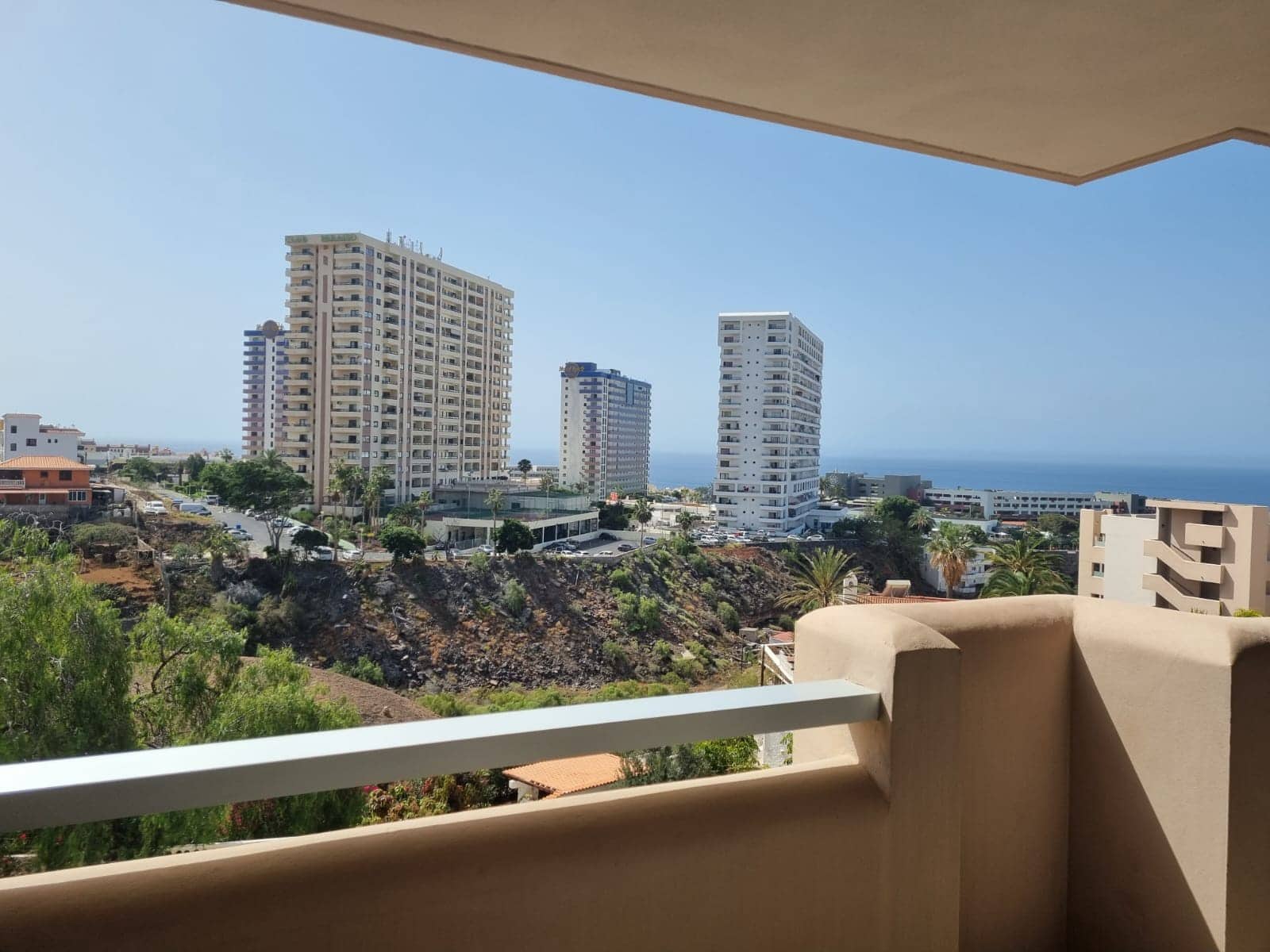 2 slaapkamer Appartement te huur in Playa Paraiso met zwembad garage - € 1.700 (Ref: 9352877)