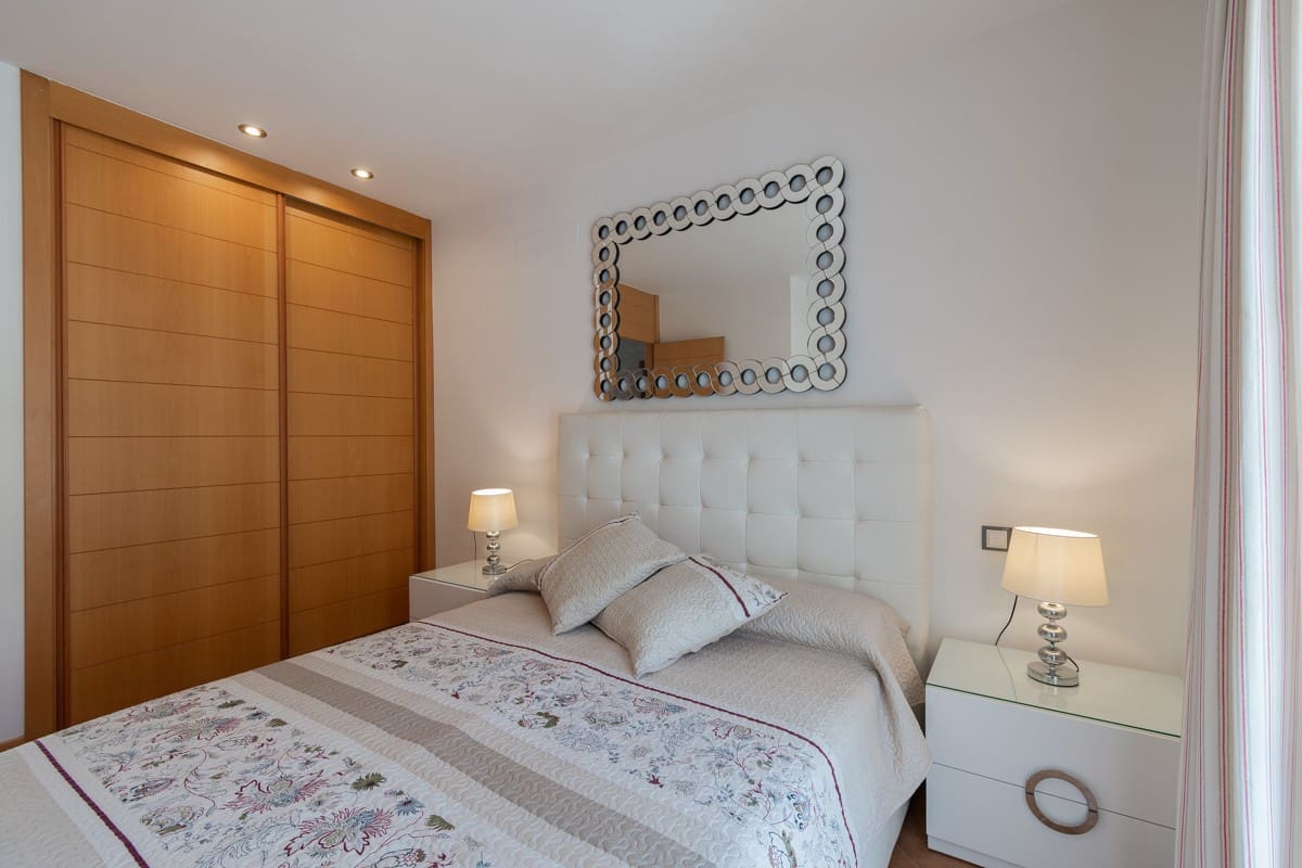 2 soverom Penthouse til leie i Playa Paraiso med svømmebasseng garasje - € 2 250 (Ref: 9475727)