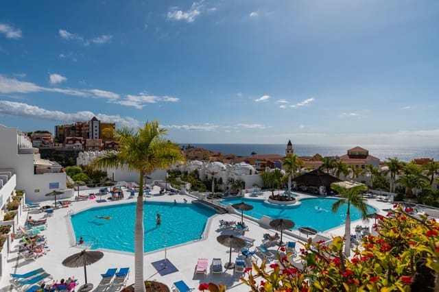 2 soverom Penthouse til leie i Playa Paraiso, Adeje med svømmebasseng garasje - € 2 250 (Ref: 9475727)