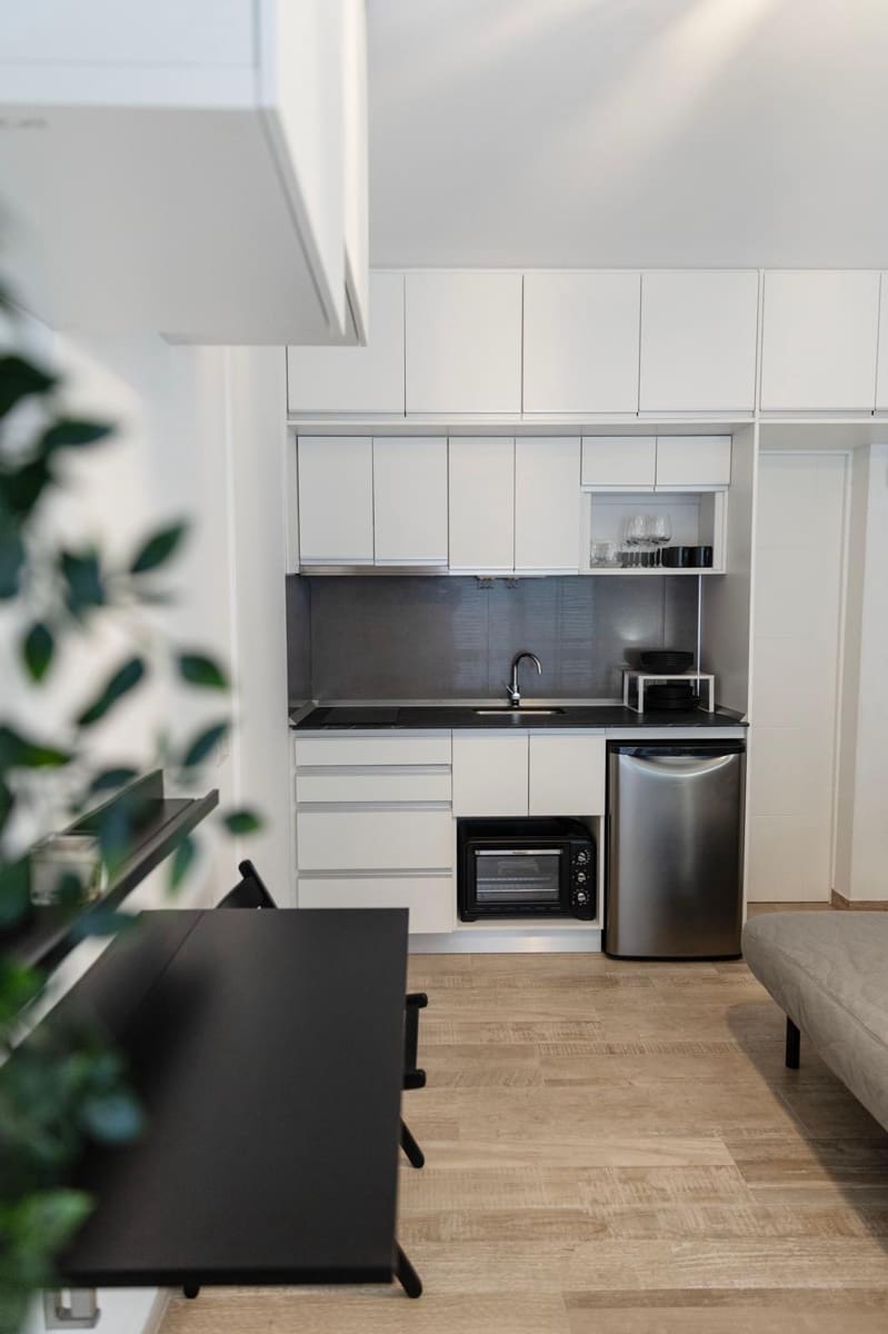 2 bedroom Apartment for rent in Los Cristianos with pool garage - € 1,600 (Ref: 9603565)