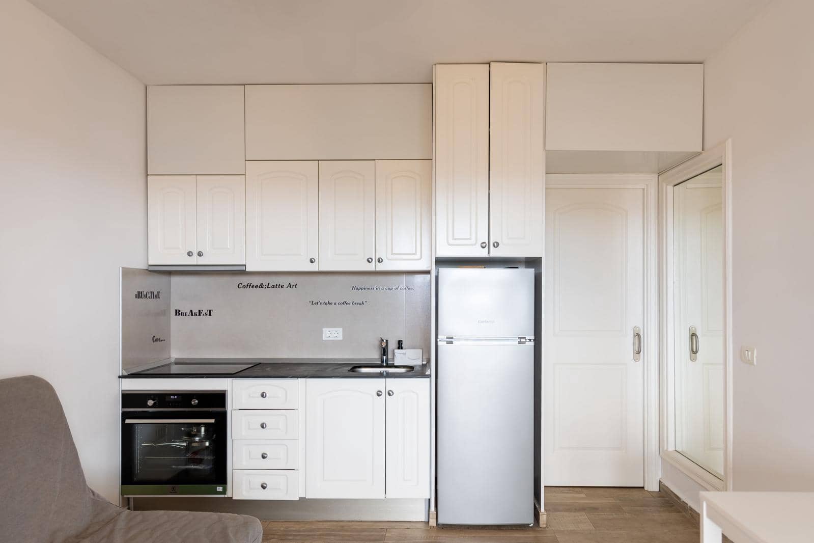 2 bedroom Apartment for rent in Los Cristianos with pool garage - € 1,600 (Ref: 9603565)