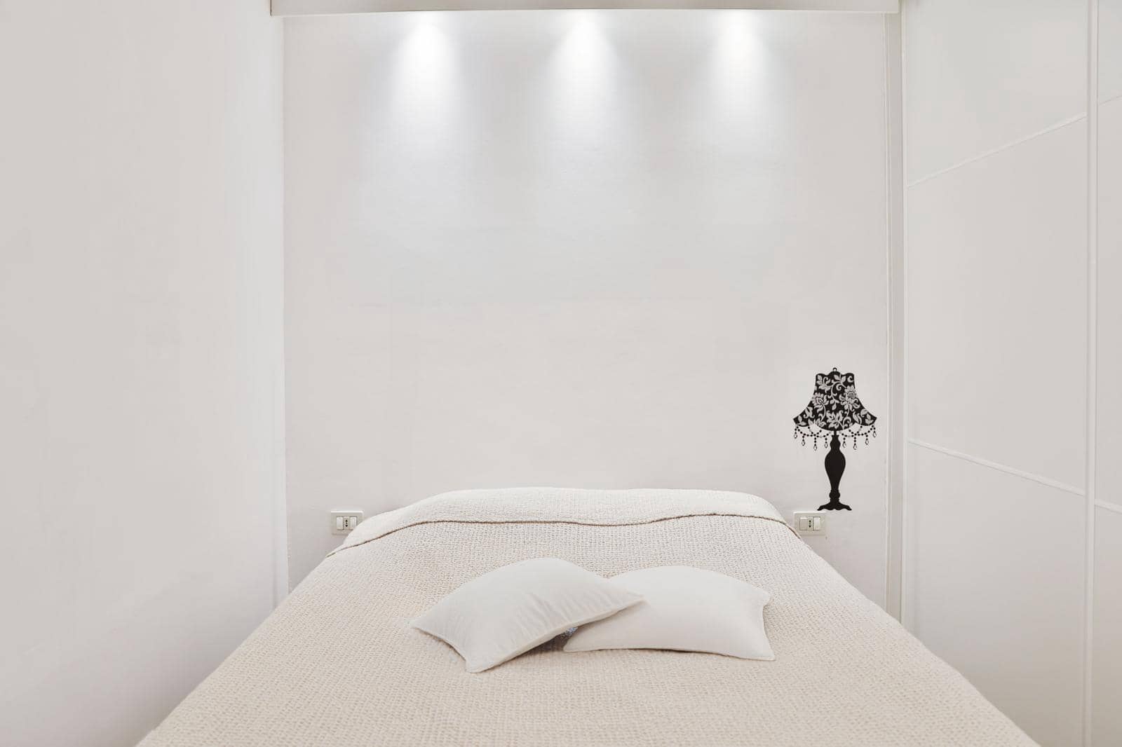 2 bedroom Apartment for rent in Los Cristianos with pool garage - € 1,600 (Ref: 9603565)