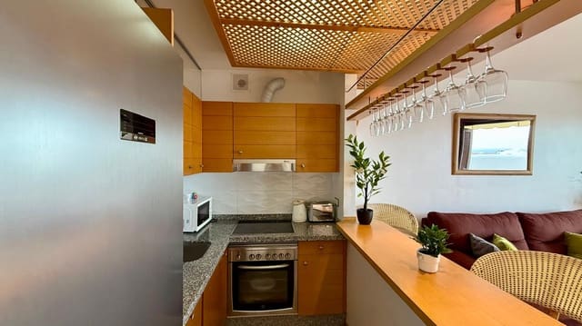 Appartement de 1 chambre à louer à Playa Paraiso, Adeje avec piscine garage - 1 600 € (Ref: 9726171)