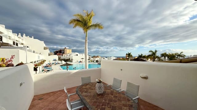Appartement de 1 chambre à louer à Playa Paraiso, Adeje avec piscine garage - 1 600 € (Ref: 9726171)