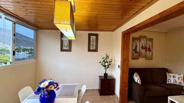1 bedroom Beach Apartment for rent in Los Cristianos, Arona - € 1,390 (Ref: 9834705)