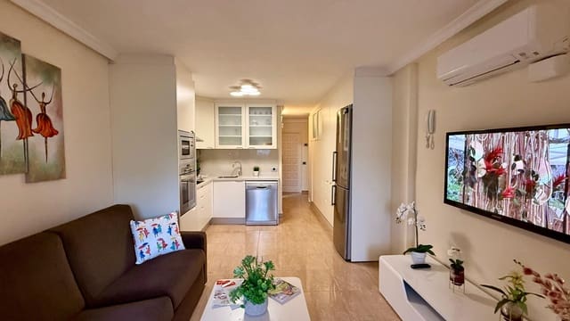 1 bedroom Beach Apartment for rent in Los Cristianos, Arona - € 1,390 (Ref: 9834705)