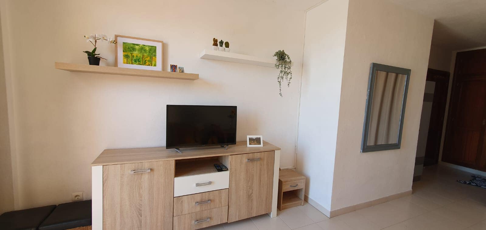 Apartment for rent in Costa Adeje with pool - € 890 (Ref: 9854482)