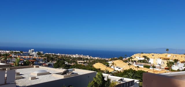 Lejlighed til leje i San Eugenio Alto, Adeje med swimmingpool - € 890 (Ref: 9854482)