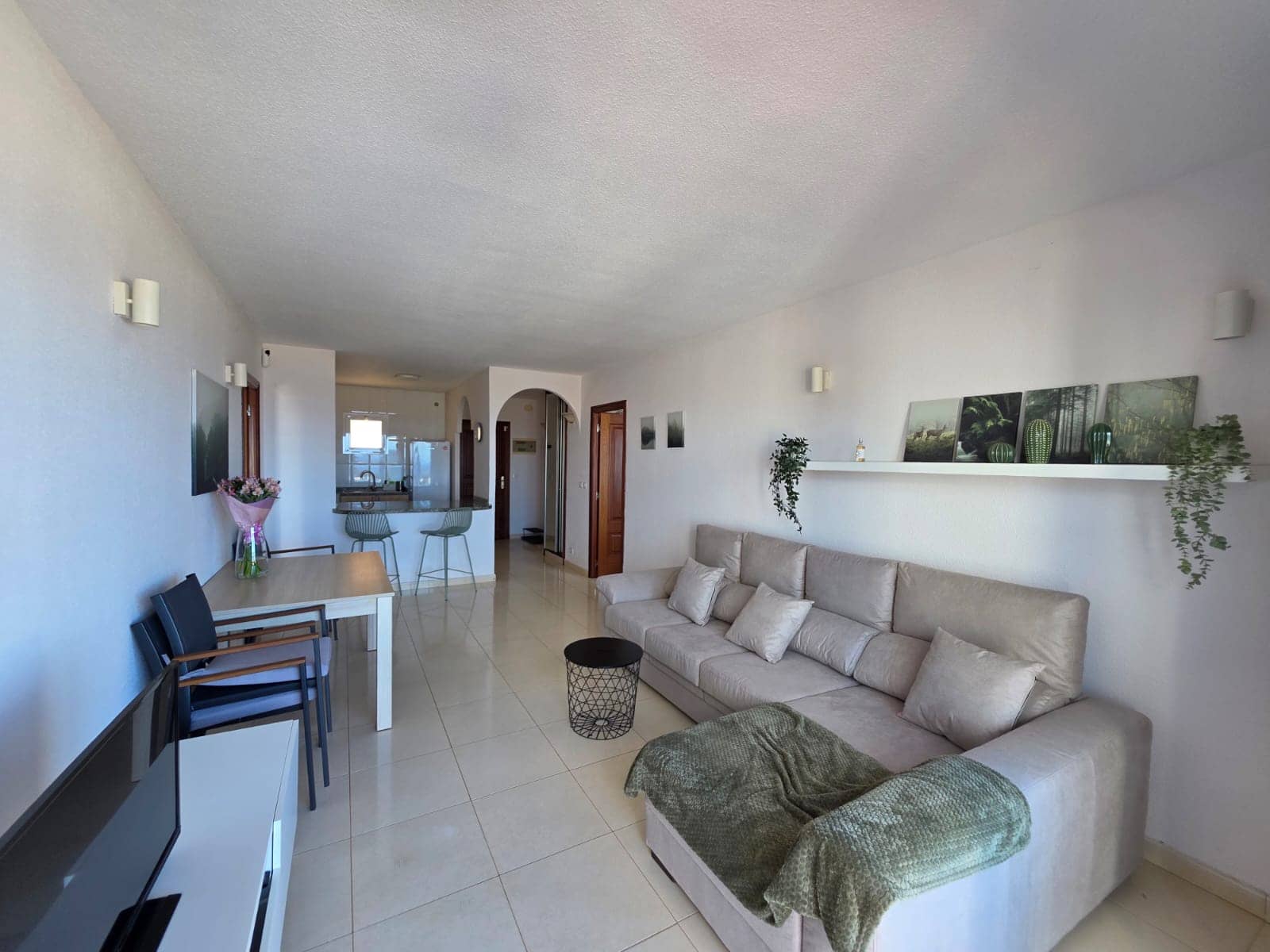 2 bedroom Penthouse for rent in Costa Adeje with pool garage - € 1,590 (Ref: 9858981)