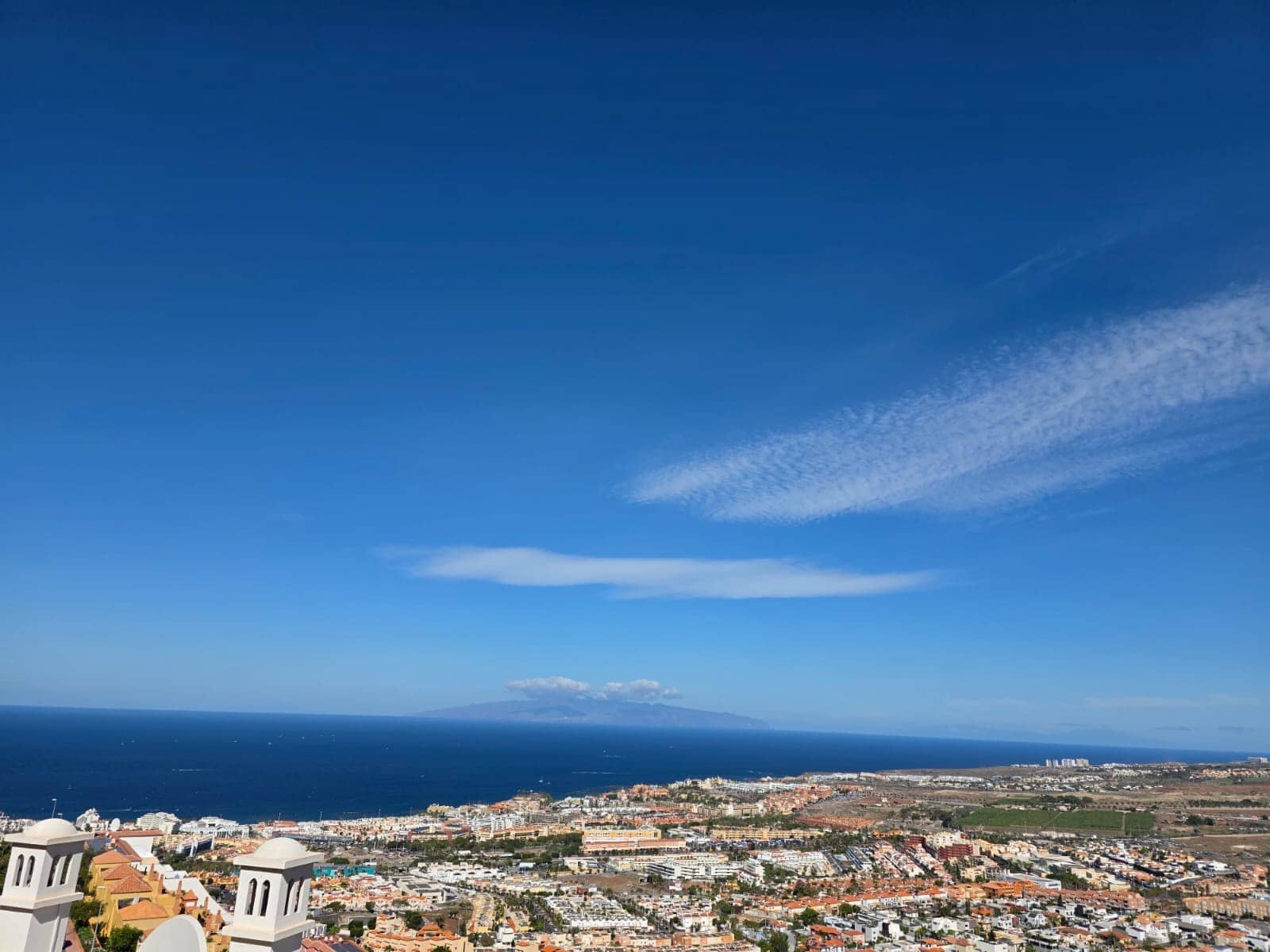 2 bedroom Penthouse for rent in Costa Adeje with pool garage - € 1,590 (Ref: 9858981)