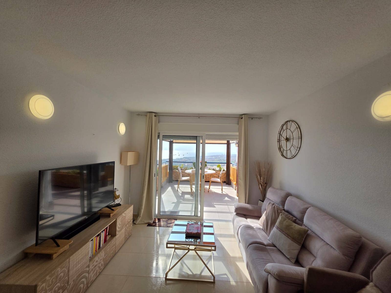 2 bedroom Penthouse for rent in Costa Adeje with pool garage - € 1,749 (Ref: 9858982)