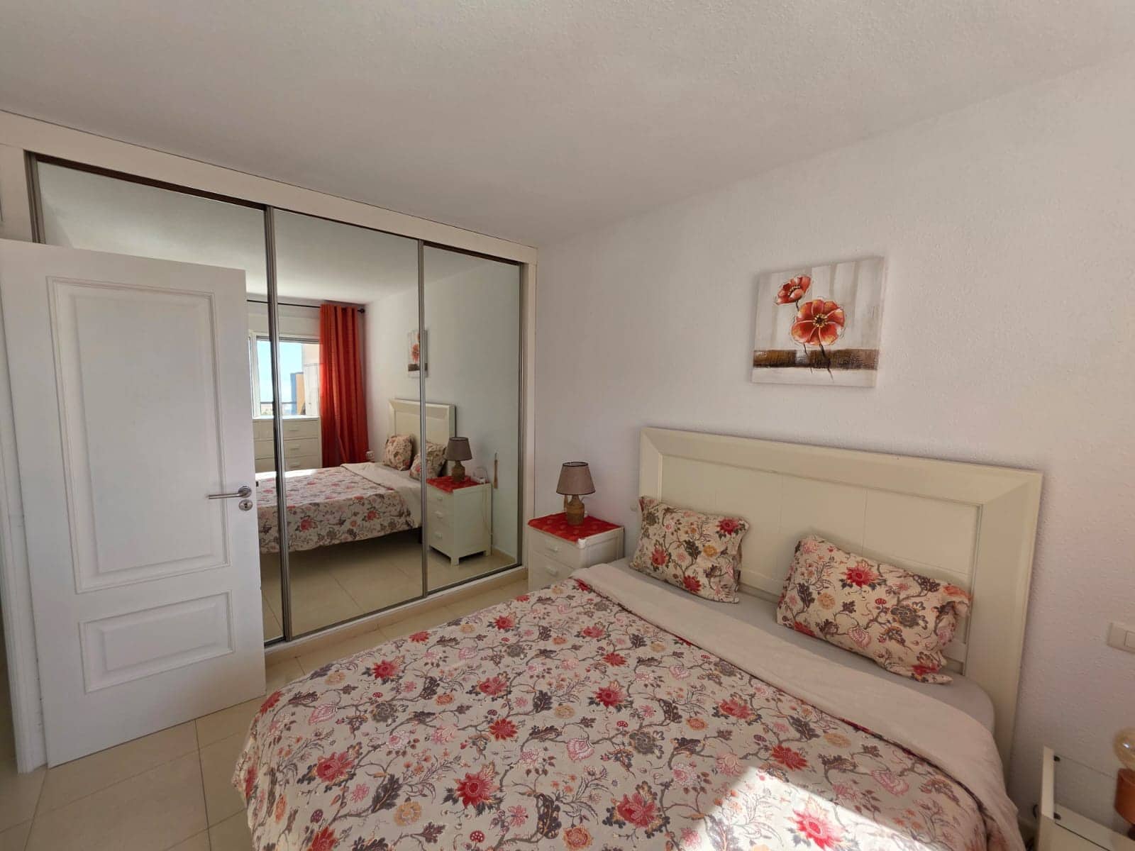 2 bedroom Penthouse for rent in Costa Adeje with pool garage - € 1,749 (Ref: 9858982)