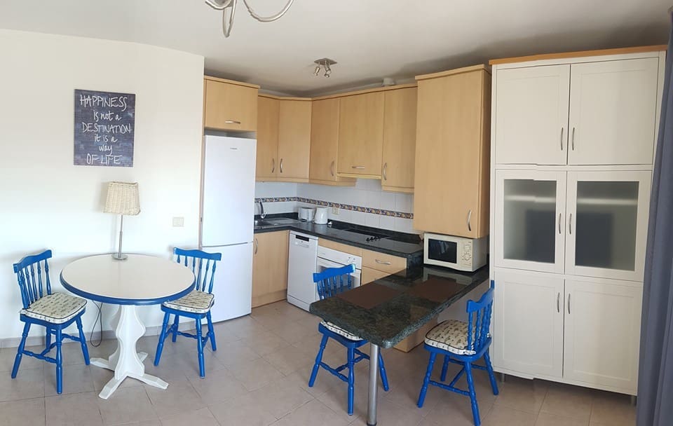 2 bedroom Beach Apartment for rent in La Caleta Adeje with pool garage - € 1,950 (Ref: 9872495)