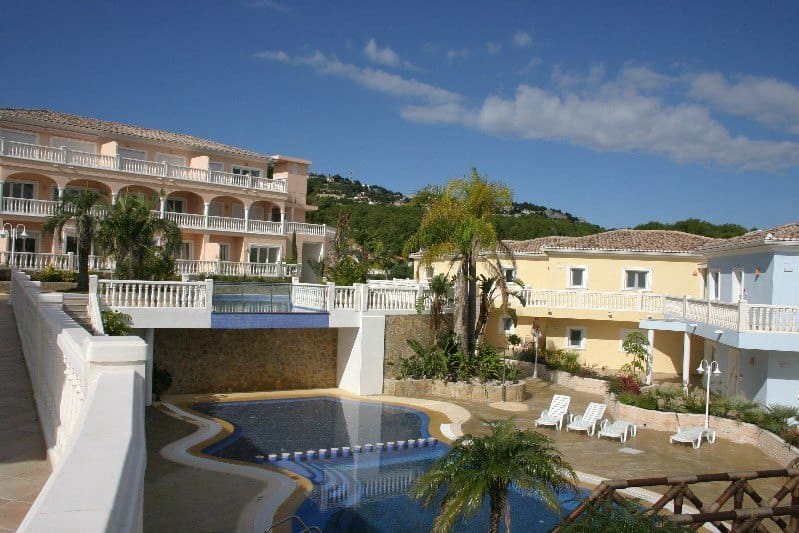 2 bedroom Apartment for sale in Benissa with pool - € 335,000 (Ref: 3337739)