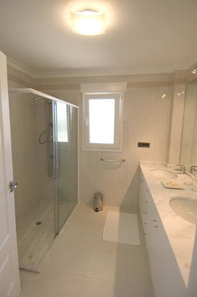 2 bedroom Apartment for sale in Benissa with pool - € 335,000 (Ref: 3337739)