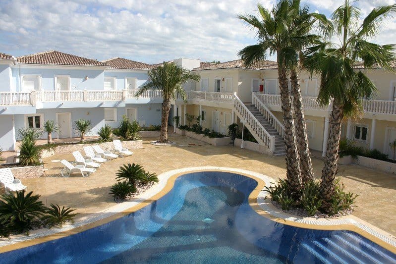 2 bedroom Apartment for sale in Benissa with pool - € 335,000 (Ref: 3337739)