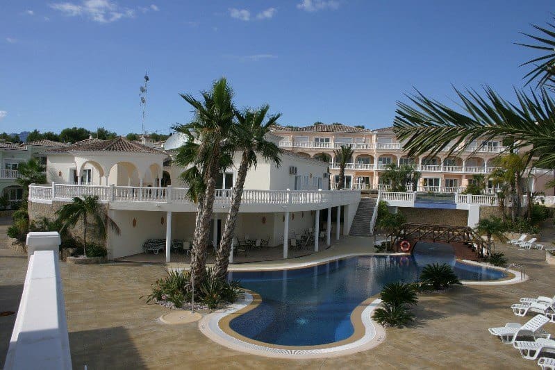 2 bedroom Apartment for sale in Benissa with pool - € 335,000 (Ref: 3337739)