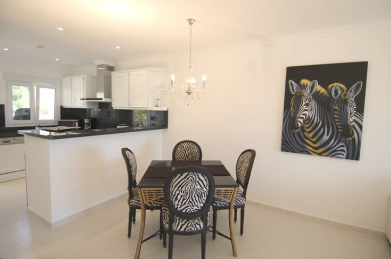 2 bedroom Apartment for sale in Benissa with pool - € 335,000 (Ref: 3337739)