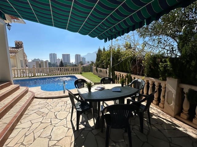 3 soverom Villa til salgs i Calpe / Calp med svømmebasseng garasje - € 725 000 (Ref: 8835270)