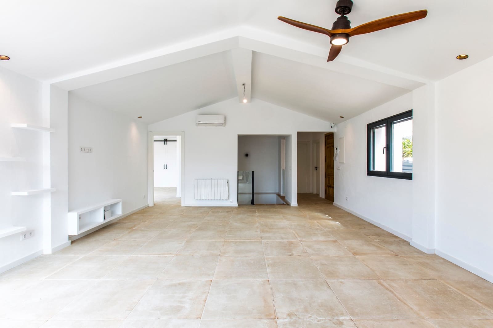 4 camera da letto Villa in vendita in Benissa con piscina garage - 1.345.000 € (Rif: 8990045)