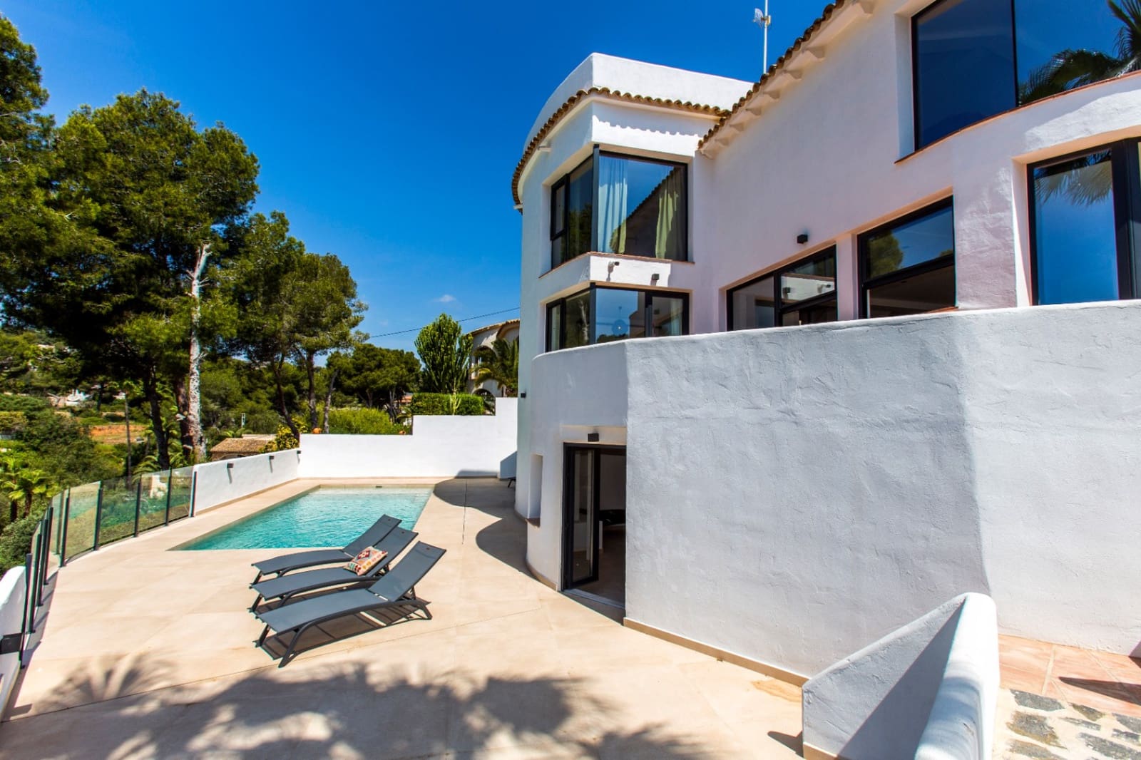 4 Zimmer Villa zu verkaufen in Benissa mit Pool Garage - 1.650.000 € (Ref: 8990045)